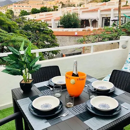 מלון Island Village Tenerife אדחה