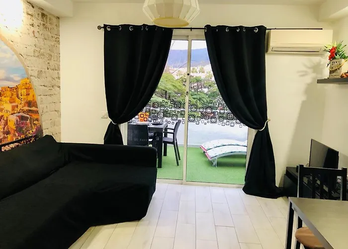 Island Village Tenerife Szálloda